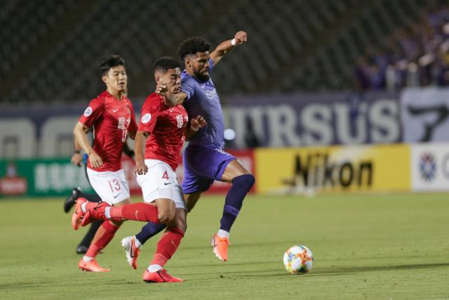 太阳负步行者4连败 利拉德低迷雄鹿不敌开拓者